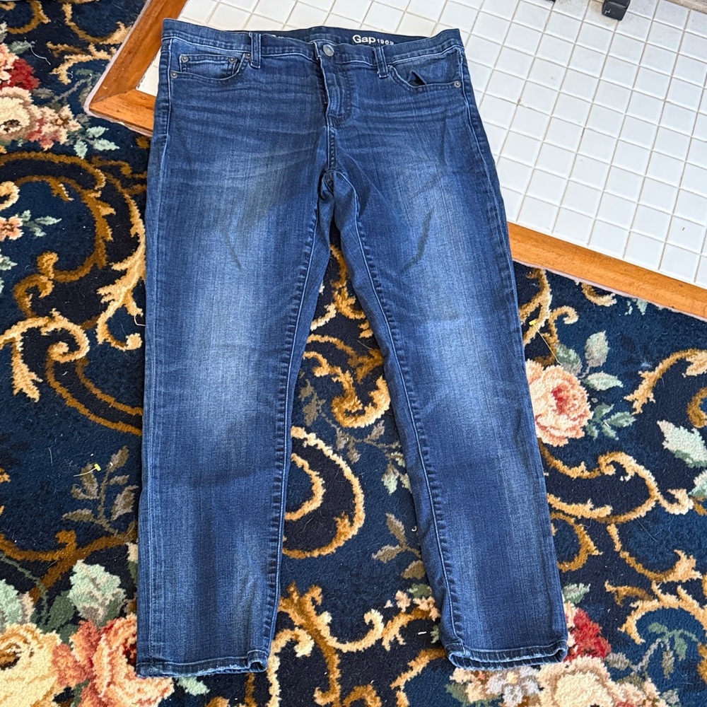 GAP Girlfriend Jeans - worn about 8x .‎ 69 retail